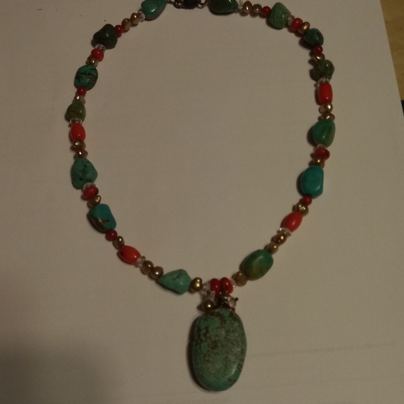 Turquoise and bead necklace - Picture 2 of 3